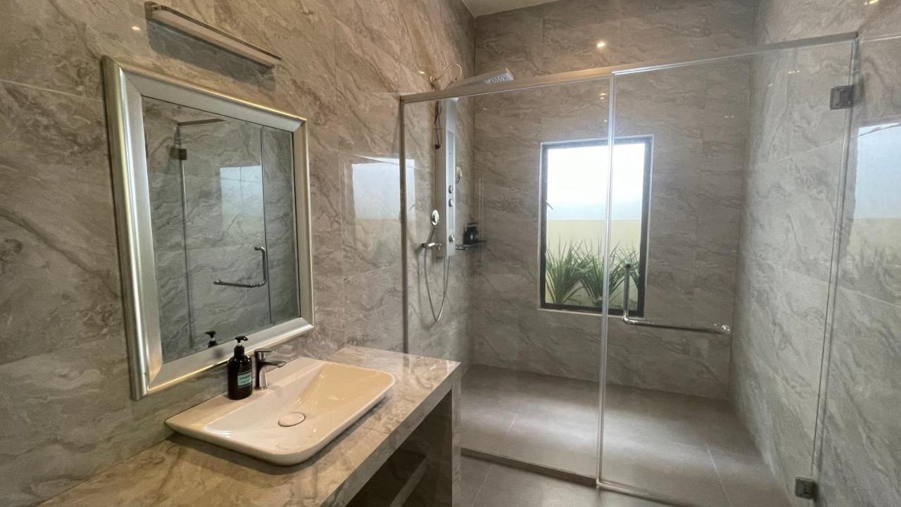 Charis Pool Villa 2 - 3 Bedroom With Private Pool Bentong Exterior foto